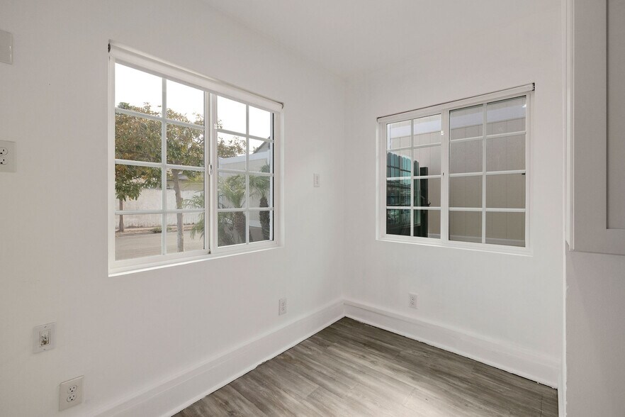 Building Photo - 5525 Wilma St