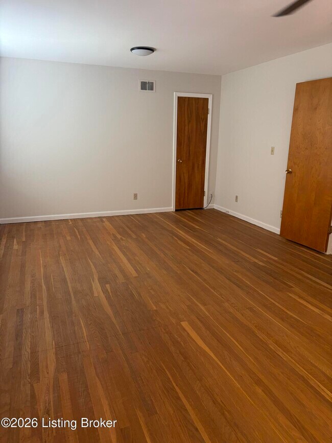 Building Photo - 3101 Sunny Ln
