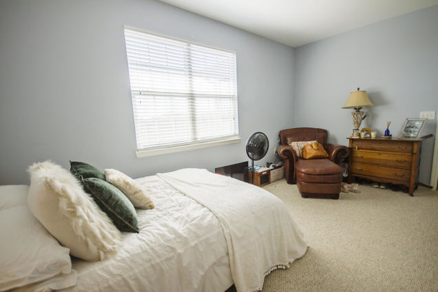Master furnished - 1499 Cambridge Lakes Dr