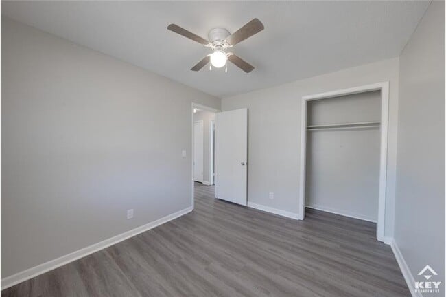 Building Photo - 2975 Salina Ct