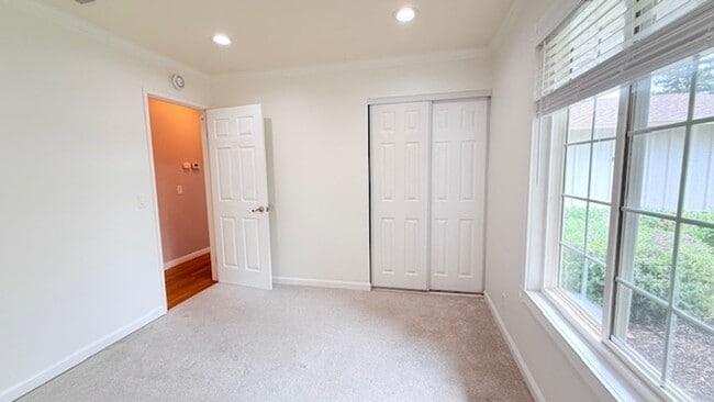 Building Photo - Charming 3BD/2BA, Single-Story, Ranch-Style Home in Broadmoor Area of San Ramon- Available NOW!