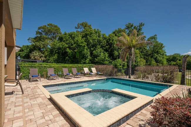 Building Photo - 909 Desert Mountain Ct