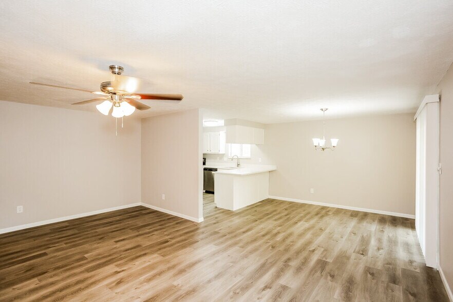 Building Photo - 11714 Madden Ln