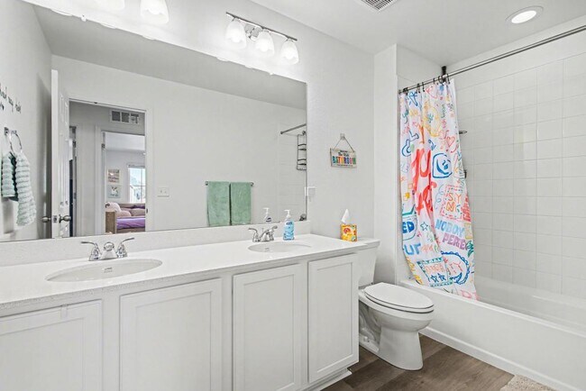 Building Photo - 4230 Satinwood Dr