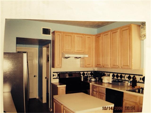 Building Photo - 4607 Forest Home Dr