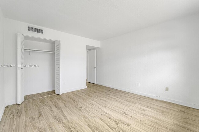 Building Photo - 4140 NW 79th Ave