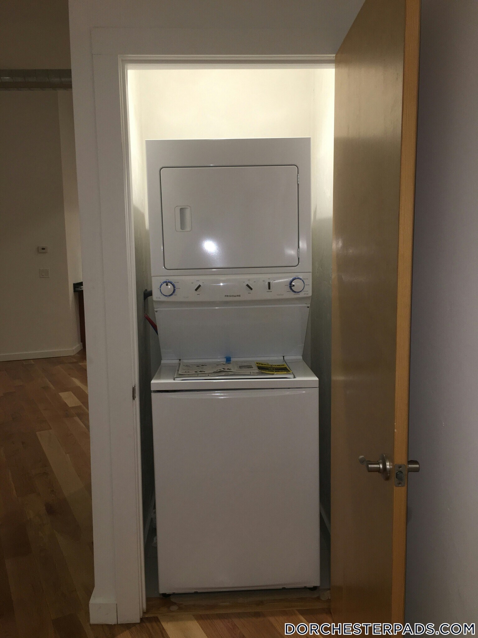 Building Photo - 600 Columbia Rd