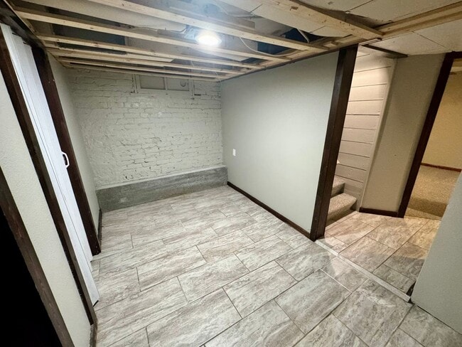 Building Photo - 112 S 36th St