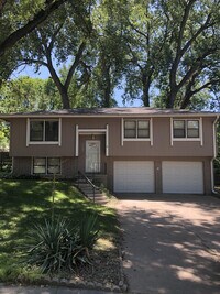 Building Photo - 15105 Westchester Cir