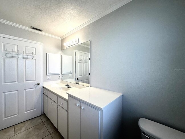 Building Photo - 73 Santarem Cir