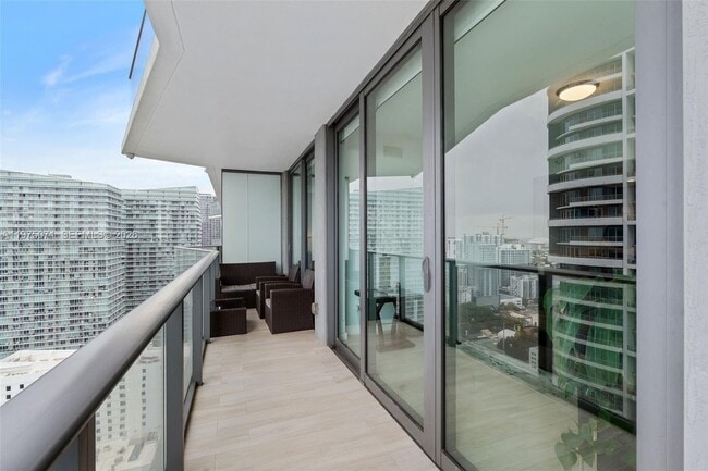 Building Photo - 1300 S Miami Ave