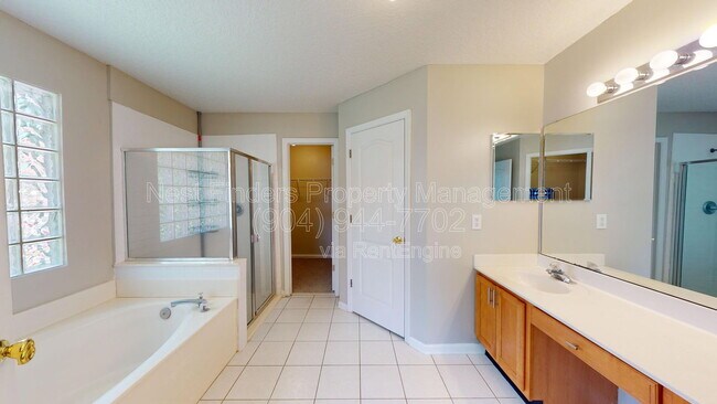 Building Photo - 5731 Rainbow Lake Dr N