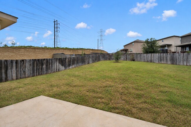 Building Photo - Charming 4-Bedroom Home in Cinco Lakes – Community Amenities & Prime Location!