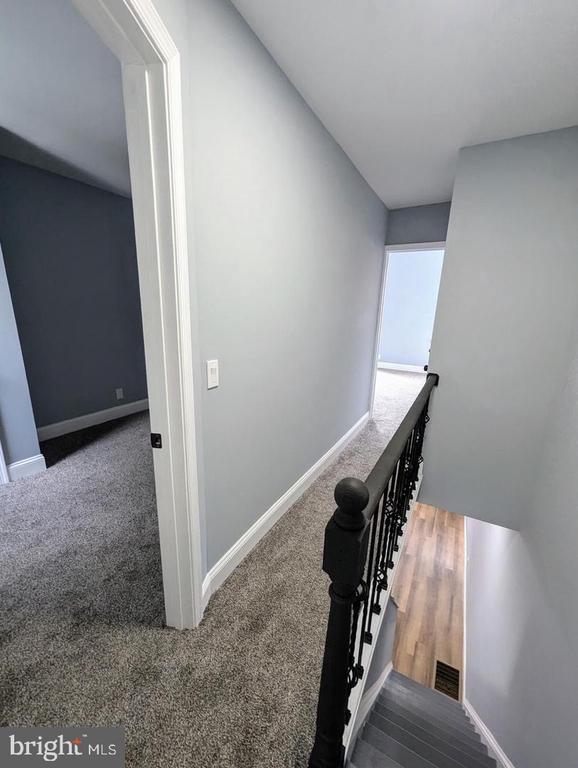 Building Photo - 1539 S Stillman St