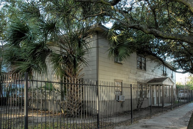 Primary Photo - Lafayette Park Apartments