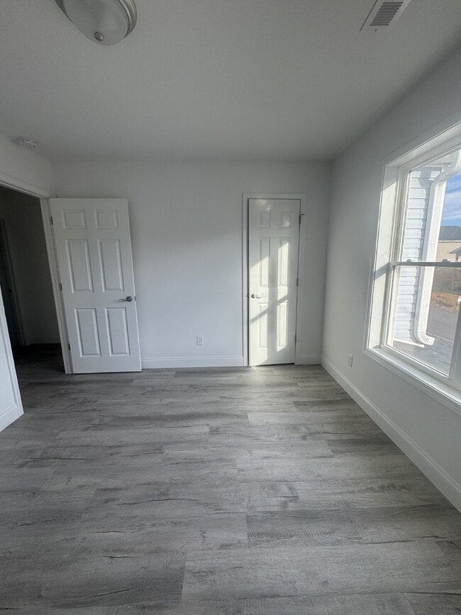 Building Photo - 203 Quinn Hill Ln