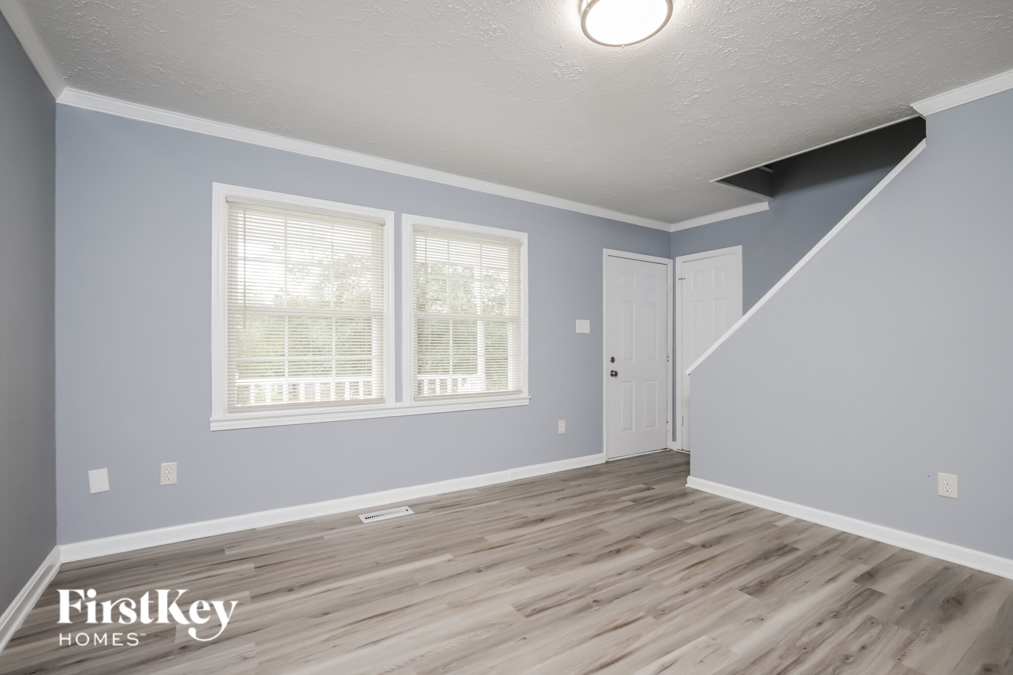 Building Photo - 3808 Spring Branch Dr