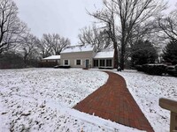 Building Photo - 4315 Stringtown Rd