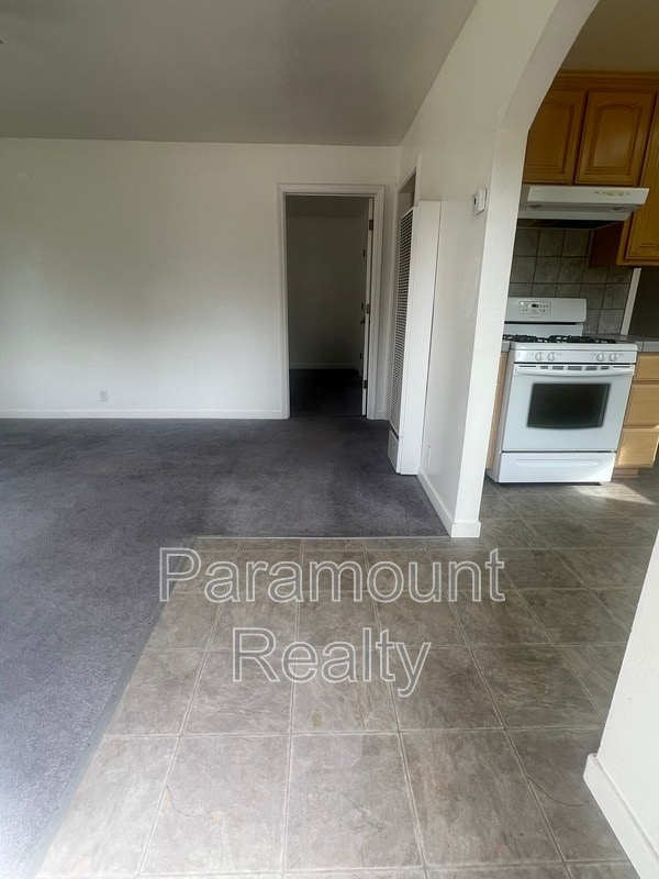 Building Photo - 188 N 14th St