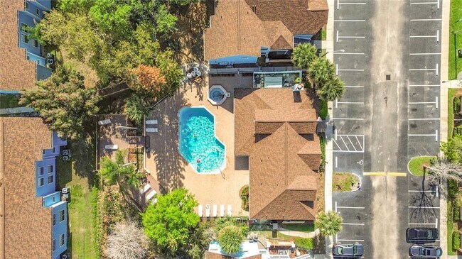 Building Photo - 2717 N Poinciana Blvd