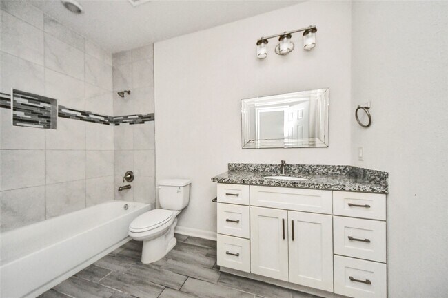 Building Photo - 7980 Ethel St