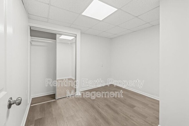 Building Photo - 1563 Martin Ave