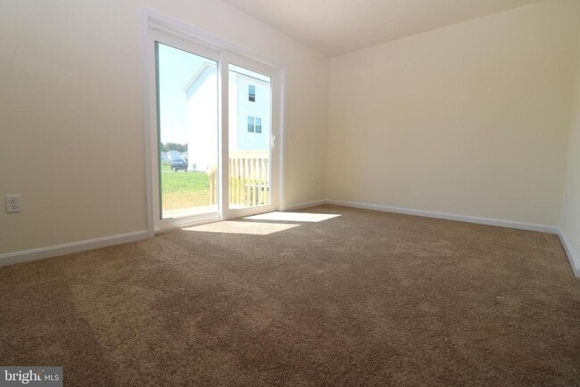 Building Photo - 72 Filbert Dr