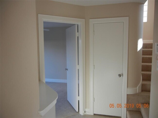 Building Photo - 8727 Bryam St