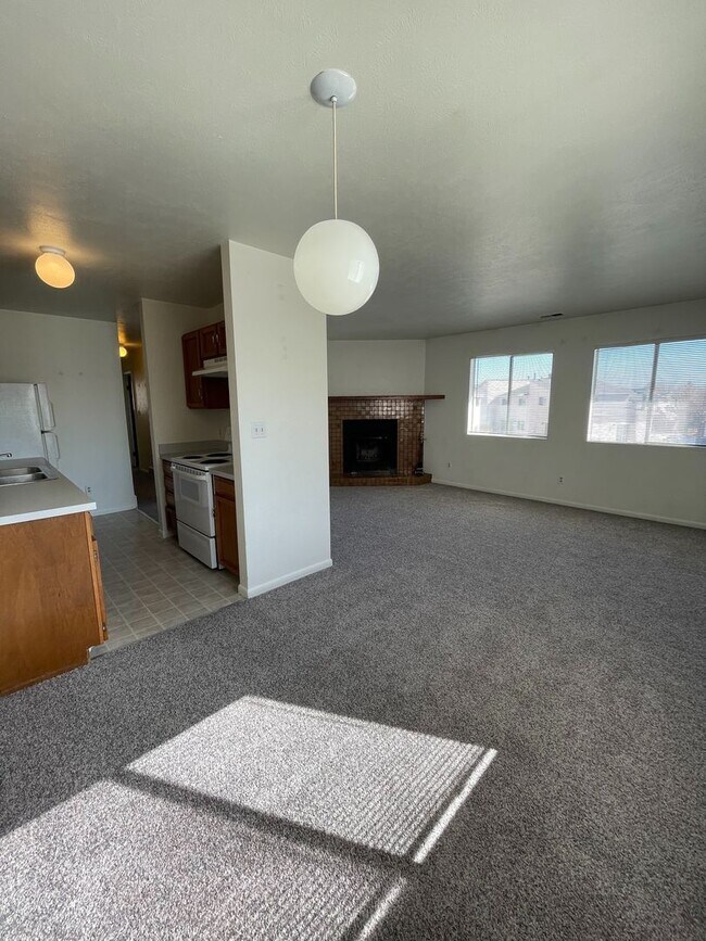 Building Photo - 2bed/1bath Condo in North Boulder!