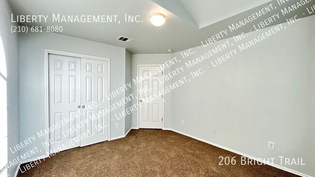 Building Photo - 206 Bright Trail