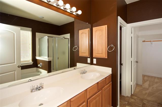 Building Photo - 1736 Kittyhawk Dr