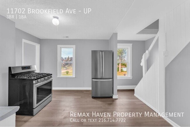 Building Photo - 11702 Brookfield Ave