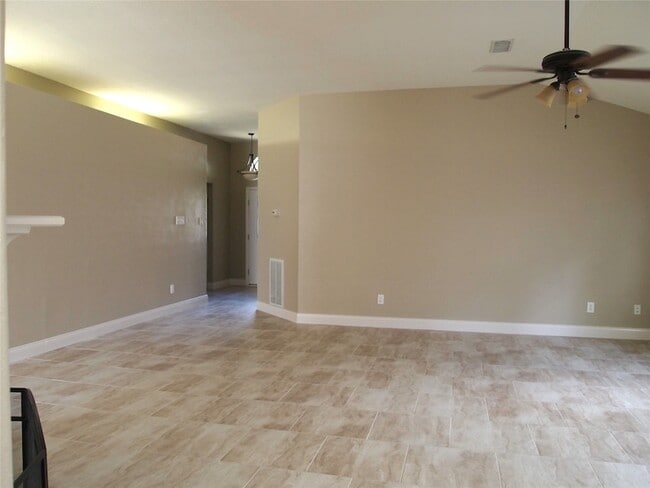 Building Photo - 20838 Kings Clover Ct