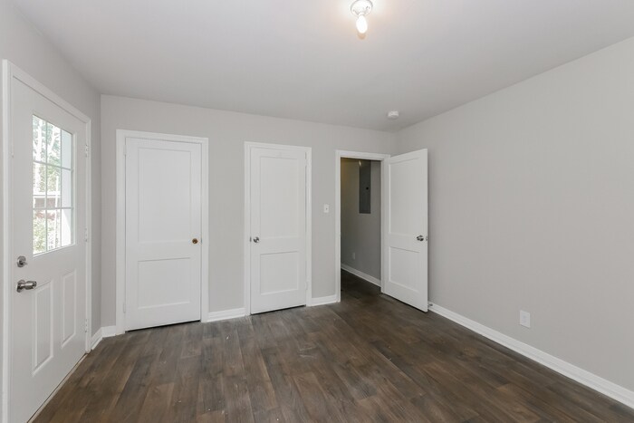 Building Photo - 1218 Cherokee Ave