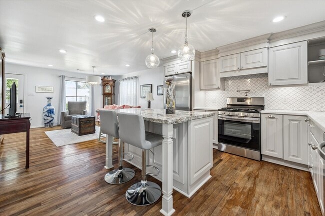 Building Photo - 4710 Edison St