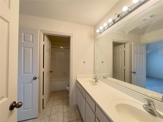 Building Photo - 4112 Hearthlight Ct