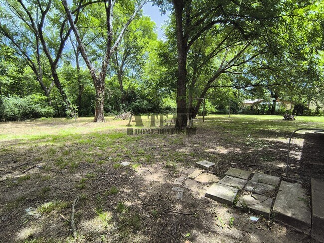 Building Photo - Cozy 2 Bed 1 Bath home for rent!