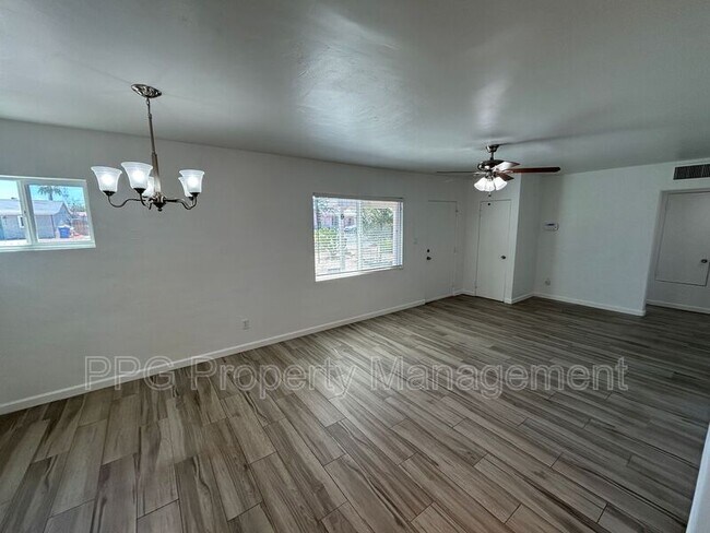 Building Photo - 2812 N 35th St