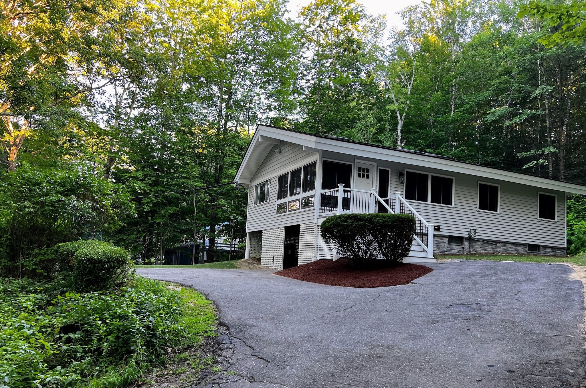 Building Photo - 69 Scenic Dr