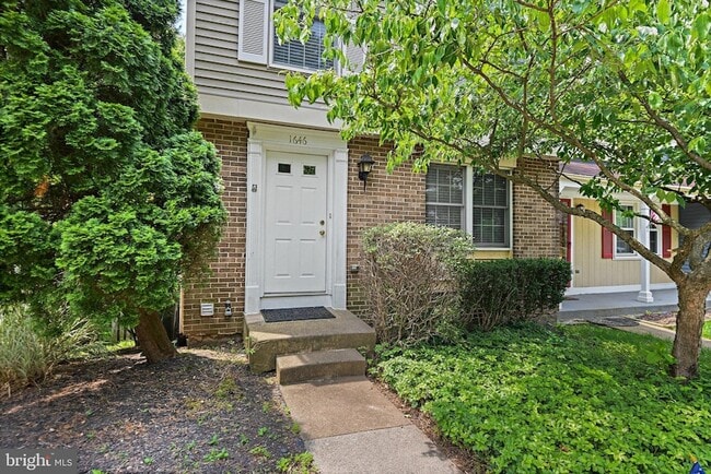 Building Photo - 1646 Barnstead Dr