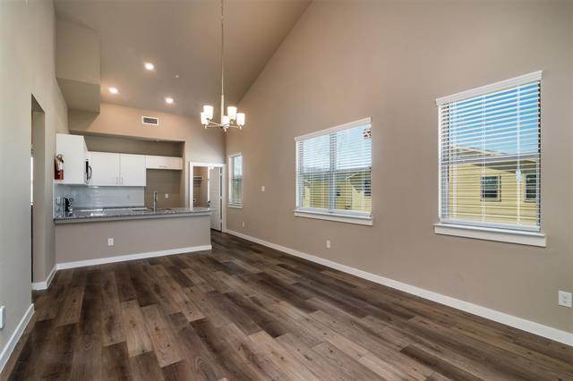 Building Photo - 707 Harvest Moon Dr