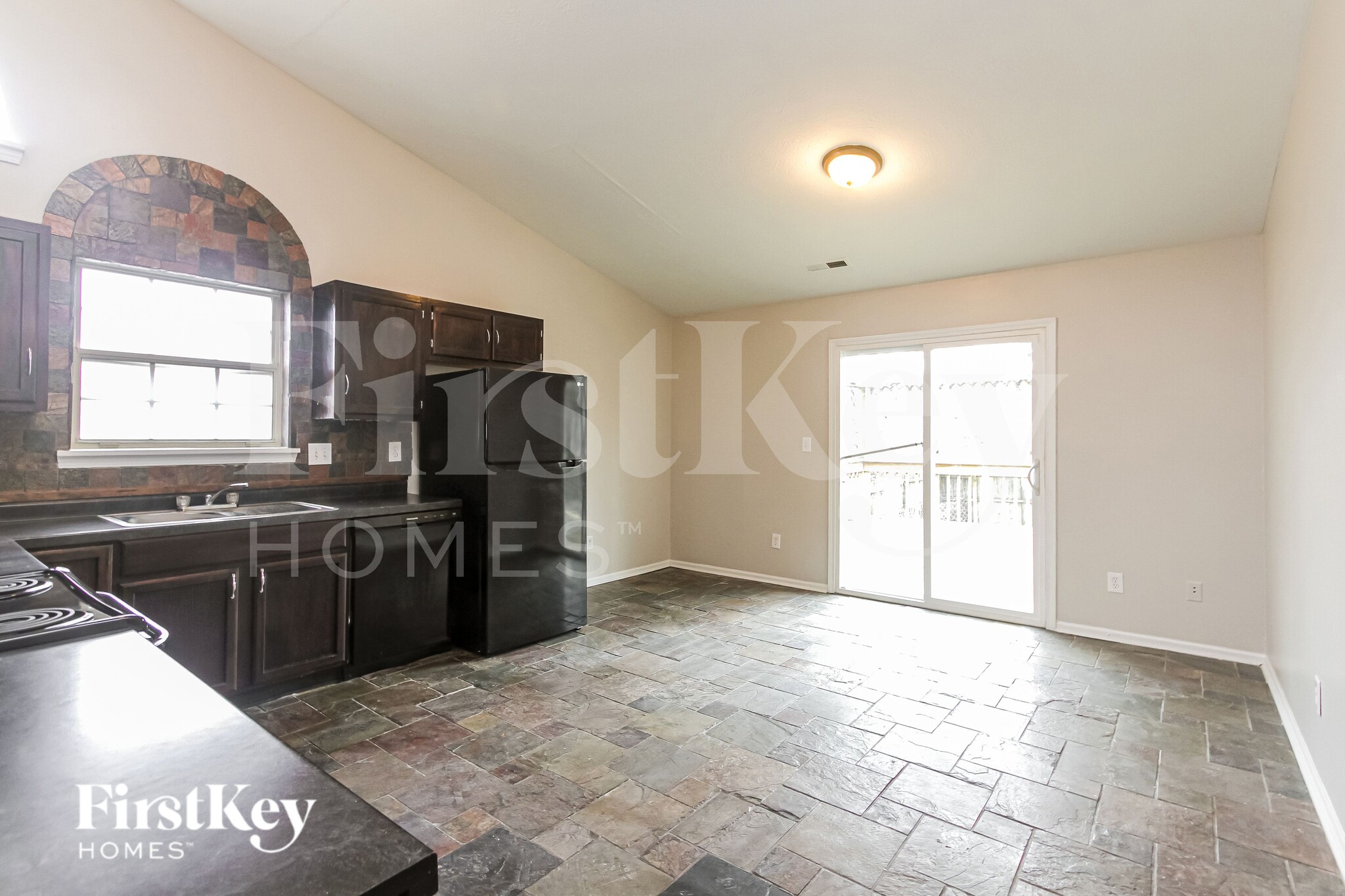 Building Photo - 5139 Seerley Creek Rd