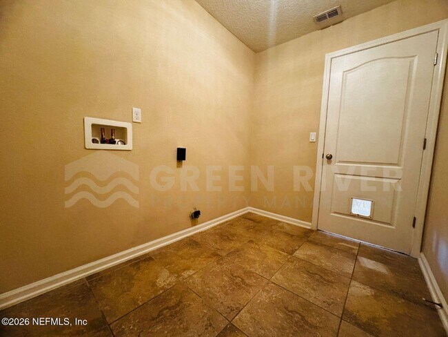 Building Photo - 6162 Sandler Chase Trail