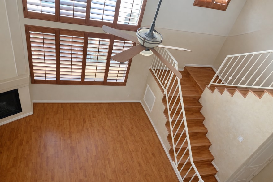 Building Photo - 7037 La Tijera Blvd