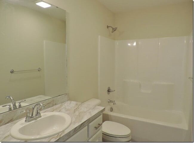 Building Photo - 4827 Jamestown Dr NW