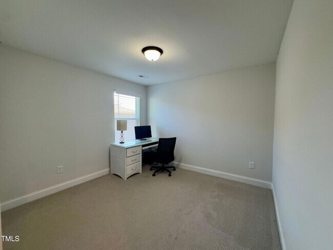 Building Photo - 1205 Cotton Arbor Trce