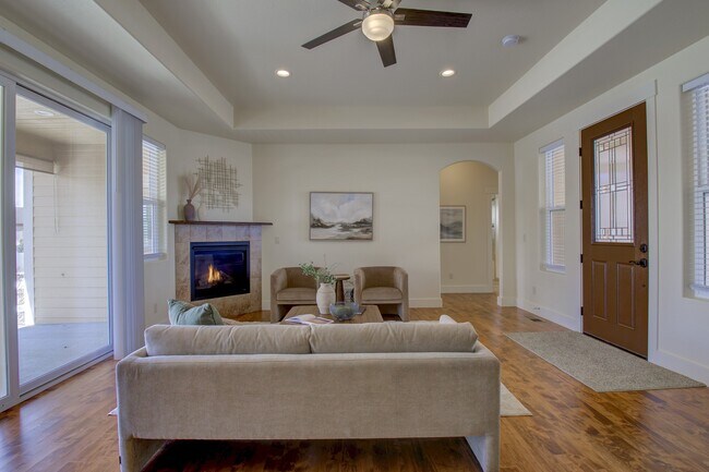 Building Photo - 7401 Turnbull Ct