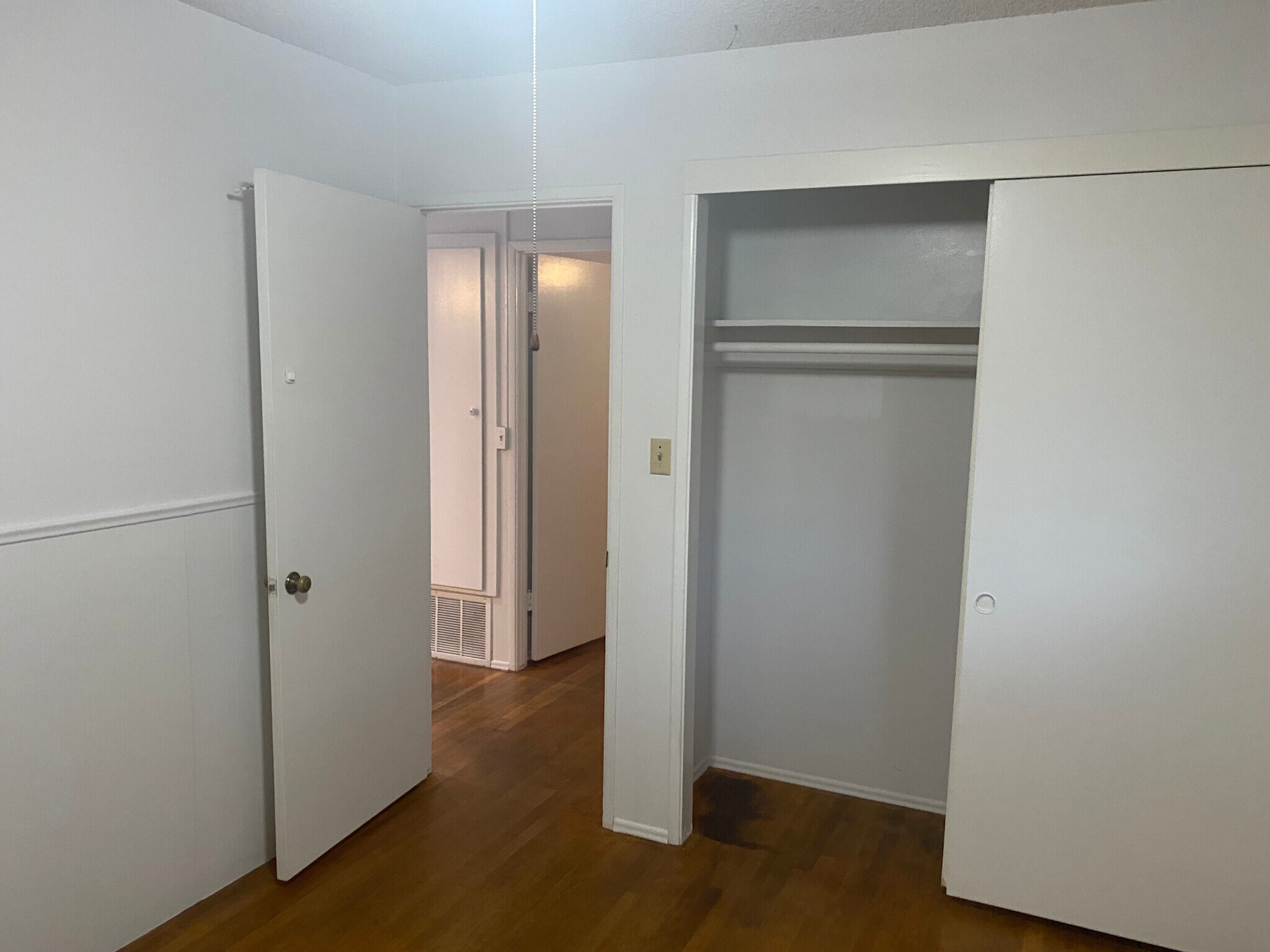 Building Photo - 2418 Edding Dr