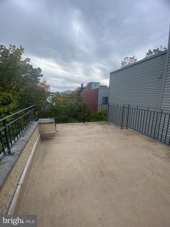 Building Photo - 4212 Powelton Ave