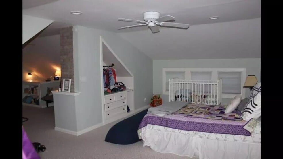 Building Photo - 319 Burnet Park Dr